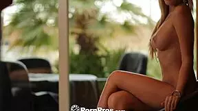 Hd Pornpros Blonde Teen Tucker Starr Strips To Get Licked And Fucked