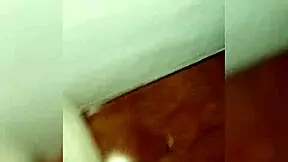 Espiando a mi prima saliendo de banar se estaba vistiendo fui a la casa de mis tios y cuando subi al cuarto de mi prima se estaba vistiendo y paso esto mexicanas calientes video casero parte 2