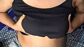 ohhh, this bhabhi has such hot big boobs