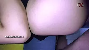 follando el culo de mi hermanastra en el sofa esperando mi verga 😈