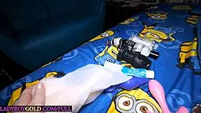 nan couldn't help cumming after he toyed her asshole