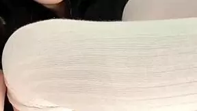 why does that teen use a dildo like lyssanx