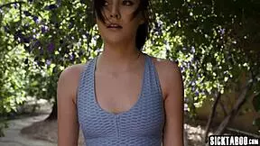 Big ass latina student gizelle blanco fucks hot lesbian teen freya parker!