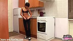 emo tomboy teen 18+ peeling off her skinny jeans 😍