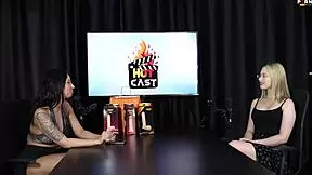 Watch this naughty interview with Vivan Lola and Vitória Beatriz in Porn Cast Brazil!