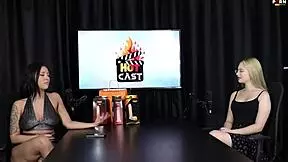 Watch this naughty interview with Vivan Lola and Vitória Beatriz in Porn Cast Brazil!