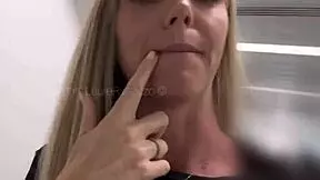 Manuel ferrara d�truit une petite 18+ salope fran�aise avec sa grosse bite