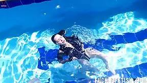 Underwater Jessica Bunny Swimming Pool