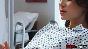 In the hospital, impatient Liz Jordan fucks the big-ass hot MILF doctor after masturbating.