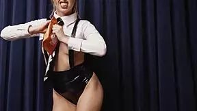 Petite bunny Riley Reid shows hot big ass and perfect tits while posing!