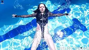 Underwater Jessica Bunny Swimming Pool