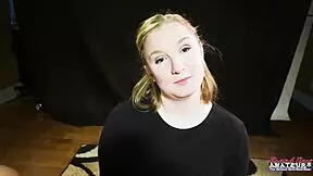 lottie peers rims and sucks cock to ride