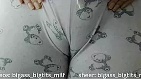 Girl displays cameltoe in her pajama bottoms