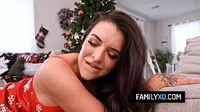 Fucking My Stepsis And Stepmom For Xmas – Elizabeth Skylar Sky Wonderland