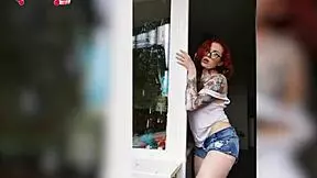 sexy babe washing windows in wet t-shirt lol 😏