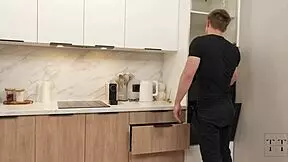 Only a sweet gesture can solve a domestic crisis in 4k hd tim team