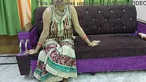 beautiful bhabhi gets caught in hidden sex with teen boy in hot webseries