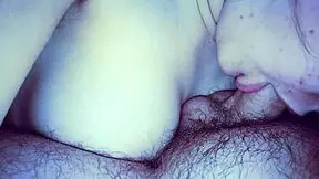 Girlfriend gets dessert in bed with cumshot