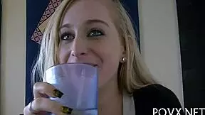Blowjob By A Pretty Floozy