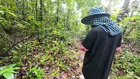 thai girl walking and showing pussy on roadside with clear thai voice