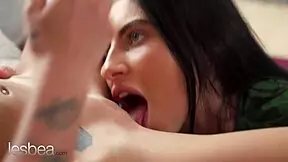 Czech Lilly Bella And Latina Mells Blanco Intense Lesbian Scissoring Fingering