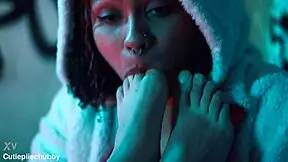 ebony bbw and petite tattooed girlfriend in lesbian feet worship session