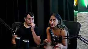 She thought it was a whoring collab, had a story with a singer, gave advice on fetishes - couple Kaliente on Sheer Red 😏