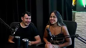 She thought it was a whoring collab, had a story with a singer, gave advice on fetishes - couple Kaliente on Sheer Red 😏