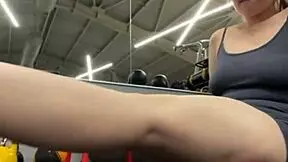 extreme squirt sex with a stranger after training in the gym