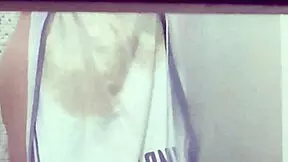 Irm�o Pervertido Deixa C�mera Escondida Para Gravar A Irm� Tomando Banho V�deo Real