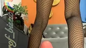 kinky colombian puta shakes narrow black ass but begs for deeper pounding?