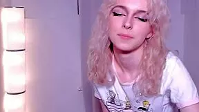 Blonde teen dances seductively on webcam for viewers