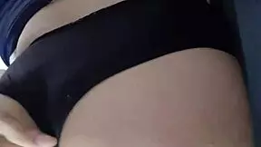 Doña Mary's huge ass feels so good under my hands