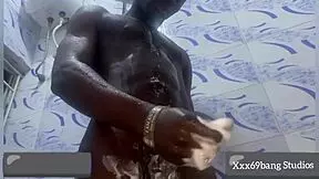 TEEN FINGERS HER WET PUSSY IN STEAMY SHOWER CLOSEUP.