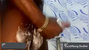 TEEN FINGERS HER WET PUSSY IN STEAMY SHOWER CLOSEUP.