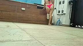 damn this hot brazilian housewife moans loud getting railed by poolboy 😩🍆💦