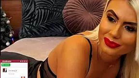 Blonde Mommy Masturbates Seductively Moans Shaved Pussy On Webcam