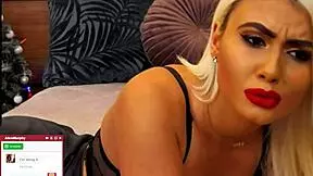 Blonde Mommy Masturbates Seductively Moans Shaved Pussy On Webcam