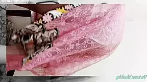 muslim wife in hijab fingers wet pussy moaning hot homemade netuandhubby