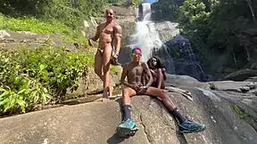 bastidores! pretinha slut takes skinny anal in amateur red video