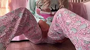 i skinny teen finger my small tits pussy til squirting orgasm creampie