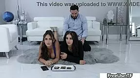 EXTRA LOVEY STEPBRO Pounds SOFIE REYEZ And KIKI KLOUT Doggystyle