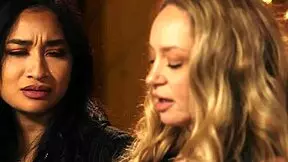 she seduced me durin the lesbian audit so damn hot