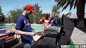 Stepdaughter's Threesome Fireworks: Deepthroat And Fuck Fest With Daddy's Friends On July 4th