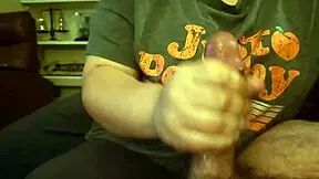 wanna quick jerk-off handjob from your girlfriend before work?