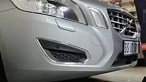 bella james' car breakdown leaves her wet pussy dripping for mechanic bellarose34's cashless fix