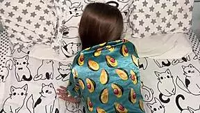 Stepdad Pounds Ready Stepdaughter In Overnight Amateur Fuck!