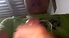 Amateur Peruvian Teen Delivers Hot Cumshot in Living Room