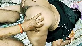 Desi bhabhi gets close with neighbor boys in hardcore clips