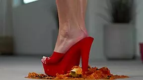 hey check out this petite brunette crushing fruits under high heels... yum for foot fetish fans 👠🍇💥